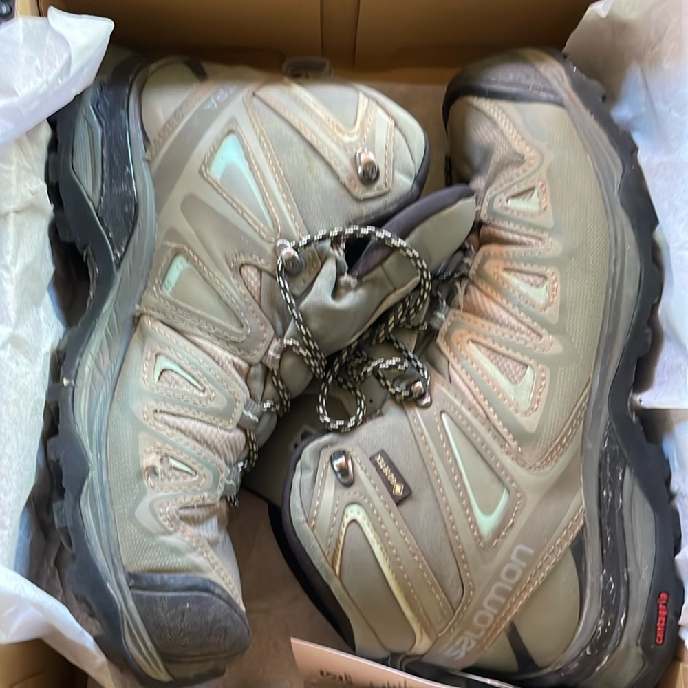 Salomon women’s hike boots.